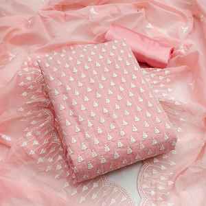 คว้าลุคที่สองในวัสดุชุดนี้ Chanderi-ชุดผ้าฝ้ายประดับอย่างสวยงามด้วยงานปัก - Product Image 3