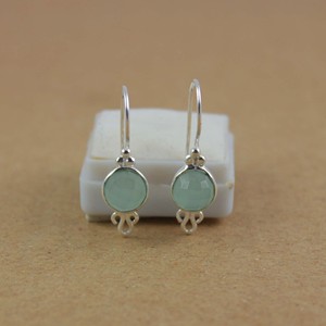 Boucles d'oreilles pendantes classiques en argent plaqué platine avec chalcédoine aqua pour mariage, fiançailles, fête, bijoux grecs - Product Image 2