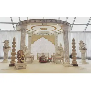 Mandap คริสตัลไฟเบอร์สีขาวสำหรับงานแต่งงาน,Mandap คริสตัลสีขาวแบบดั้งเดิมใช้ตกแต่งในงานแต่งงานของชาวฮินดูมาเลเซียไม่เหมือนใคร