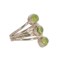Cincin Kawin Klasik Terlaris Klasik Perak Sterling 925 dengan Batu Permata Peridot Berkilau Setting Bezel untuk Hari Jadi