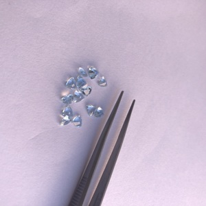 4mm Natural cielo azul Topacio facetado trillón corte piedras preciosas venta al por mayor piedras sueltas para joyería ajuste collar pulsera colgantes - Product Image 3