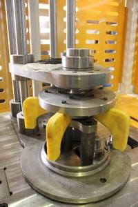 MACHINE AUTOMATIQUE DE COUPE ET DE JOGGLING pour RÉSERVOIRS GPL - Product Image 3