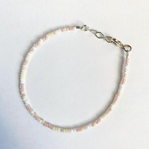 Pulsera de cuentas de semillas Bohemia, cuentas de amistad, simples, de regalo, pequeñas, delicadas, OTD, hippie, apilables, con cuentas, BFF, color crema y rosa - Product Image 1