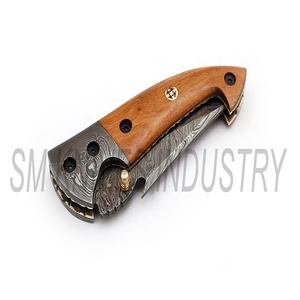 Navaja de bolsillo de acero de Damasco hecha a mano con mango de madera de olivo negro, cierre Liner Lock, plegable, OEM, alta calidad, grado industrial. - Product Image 6