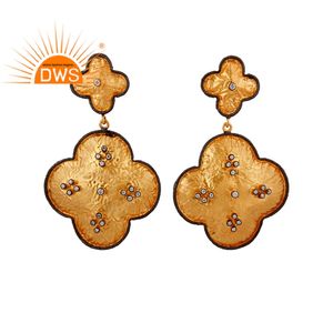 Pendientes colgantes de plata de ley chapada en oro de 18K, proveedor de pendientes de flor de circonia cúbica blanca, joyería al por mayor - Product Image 1