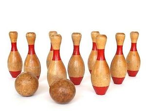 Jeu de quilles classique en bois pour l'extérieur HRM - Product Image 5