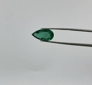 Poire zambienne naturelle de qualité supérieure coupe émeraude 3.94 carats pour la fabrication de bijoux meilleure et de haute qualité - Product Image 5