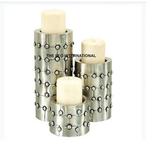 Candelabro Creativo de Primera Calidad, Portavelas de Hierro Negro, Jarra de Vela Única de Concreto, Decoración Moderna de Lujo para el Hogar Estilo Americano - Product Image 2