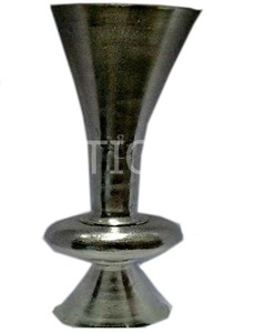 Single flower <b>vase</b> Beautiful Showpiece flowers holder Metal Flower <b>Vase</b> High Quality Planter Trendy room Decor Tradiional Style - Product Image 3