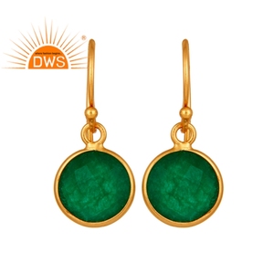 Fournisseur de boucles d'oreilles pendantes en aventurine verte taillée rondement personnalisé, plaquées or 18 carats, en argent 925, grossiste en bijoux - Product Image 1