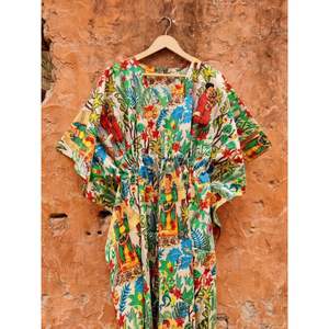 เสื้อคลุมพิมพ์ลายดอกไม้สำหรับผู้หญิงชุดเดรสแขนกุดผ้าคอตตอนเนื้อนุ่มทรงหลวมสวมใส่สบายตกแต่งชายหาดลูกไม้ธรรมชาติขายส่ง - Product Image 6