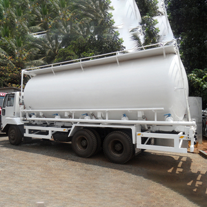 Semirremolque de Acero para Transporte de Cemento a Granel, Neumático, con Capacidad de 45cbm - Product Image 4