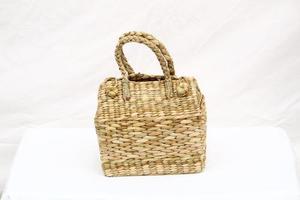 La mejor cesta de pícnic de algas marinas de Jacinto con tapa de madera tejida para almacenamiento de tendencias en Amazon con asas hechas en Vietnam - Product Image 6