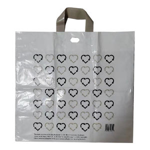 El precio más barato Mercancía Bolsas de plástico brillante al por menor Perfectas para comprar bolsas de plástico con asa de lazo suave con logotipo OEM - Product Image 3