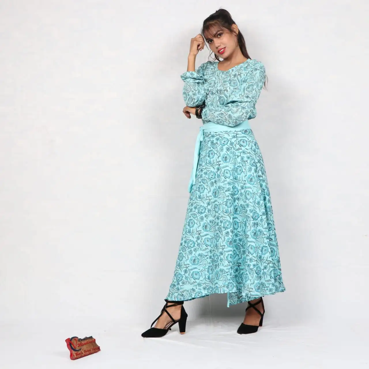 OEM/ODM Premium Products Hand Made Soft Cotton Clothing Women Dresses Sexy Vintage With Strap Dress Slit Long Dress