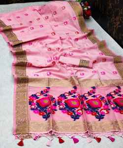 Banarasi Soie Jacquard Saree avec Chemisier Femmes Porter Dames Fête Festival Usage Quotidien Doux Coton Soie Sari En Gros Bas Prix Apparelgarment - Product Image 1