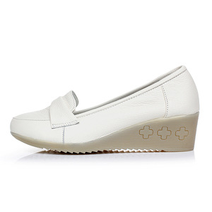 <span class=keywords><strong>Scarpe</strong></span> da Infermiera Antiscivolo in Pelle di Vacchetta per Donne, <span class=keywords><strong>Comode</strong></span> per il <span class=keywords><strong>Lavoro</strong></span> Ospedaliero, con Fodera in Vera Pelle, Colore Bianco - Product Image 2