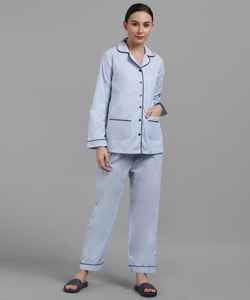 Regalo de dama de Honor, madrina de Honor, vestido de dama de Honor, pijama de dama de Honor, camisa de monograma, mejor amigo, regalo - Product Image 1