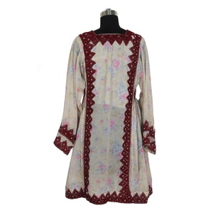 Tribal Afgan Balochi Robe En Gros BDR058 Collection de Vintage Broderie À La Main Banjara Balochi Robe Vintage Banjara Afghani - Product Image 2