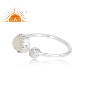 แหวนเงินแท้ 925 ดีไซน์เนอร์ สำหรับผู้หญิง ขายส่งเครื่องประดับ แหวนมูนสโตนสีรุ้งใหม่ ผู้จัดจำหน่ายเครื่องประดับจากอินเดีย - Product Image 2