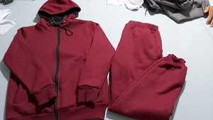 Survêtements unisexe de haute qualité en gros Logo personnalisé survêtement polaire pour hommes Jogging respirant ensembles de survêtements d'entraînement pour hommes - Product Image 3