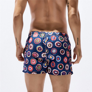 Shorts de plage pour hommes personnalisés, imprimés par transfert thermique, écologiques, respirants, imperméables, séchage rapide, 100% polyester - Product Image 2