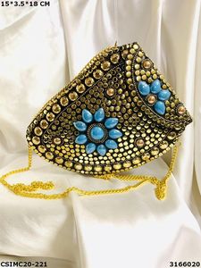 Sac de soirée en mosaïque métallique tendance de créateur Accessoire élégant pour les occasions spéciales - Product Image 3