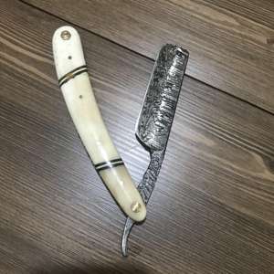 Maquinilla de afeitar de acero damasco, corte de garganta, barbería, salón de afeitar, cuchillo afilado - Product Image 2