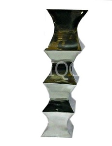 Vase à fleurs élégant en aluminium moulé Atiqco pour la décoration intérieure et la décoration d'Halloween, design de vase sur pied - Product Image 5