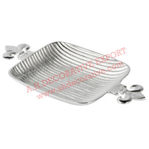 Nouvel arrivage Plateau en aluminium rectangulaire de qualité supérieure pour hôtel Design classique Plat décoratif argenté pour ustensiles de cuisine Nouveau plateau - Product Image 3