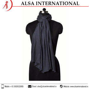 Bufanda estampada de nailon de lana de alta calidad para mujer, hermoso estilo liso de exportador de confianza para uso de lujo en invierno - Product Image 2