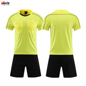 ชุดกรรมการฟุตบอลแบบมืออาชีพสำหรับทุกเพศ เสื้อแขนกุดคอกลม ชุดกางเกงขาสั้นมีกระเป๋าสามช่อง ผ้าสแปนเด็กซ์/โพลีเอสเตอร์ แห้งเร็ว - Product Image 3