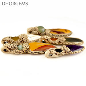 Colgante de piedras preciosas naturales de estilo religioso para hombre, collar de piedras preciosas en forma de lágrima, arcilla polimérica, venta al por mayor para bodas - Product Image 3