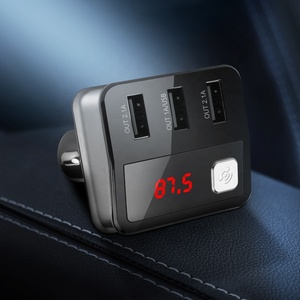 Portable Trois USB Chargeur Port Émetteur FM Chargeur de Téléphone Mains Libres Bluetooth Chargeur De Voiture - Product Image 1