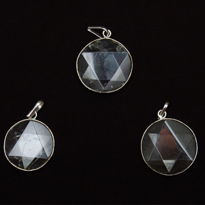 Proveedor de Colgantes de Cristal Natural con Forma de Pentagrama - En Venta - Product Image 1