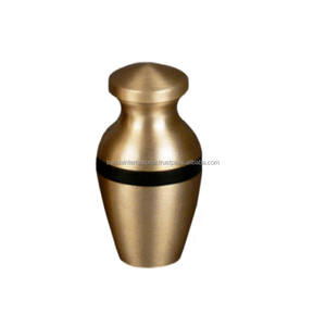 Urnes funéraires souvenir au design classique de la meilleure qualité avec finition dorée Souvenir en laiton de haute qualité à bas prix - Product Image 6