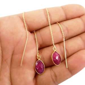 Juego de bisel Marquesa de piedra de nacimiento, pendientes enhebradores de plata de ley chapada en oro, pendientes de hilo de oreja delicada, regalo para ella - Product Image 1