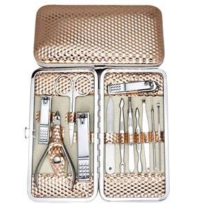 2021 Juego de manicura y pedicura portátil profesional Kit de cuidado de uñas móvil de calidad superior - Product Image 2