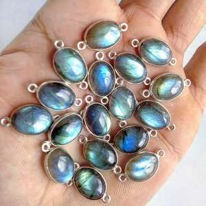 Labradorite naturelle ovale et poire en argent plaqué connecteur de lunette en gros Labradorite calibré mm taille en argent Allemand connecteur - Product Image 1