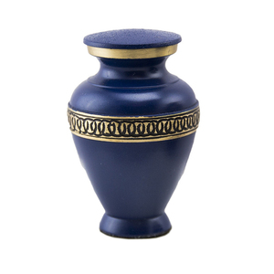 Urnas funerarias decorativas para el hogar Urna de cremación Funeral Azul marino Acabados Metal Latón Banda en relieve Cremación - Product Image 1