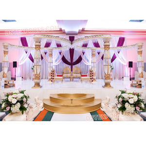 Columnas de Botellas para Boda, Mandap de Mariposas, Columnas de Cristal para Boda, Mandap, Fabuloso Mandap de Botellas de Diamantes para Boda, Indiana - Product Image 1