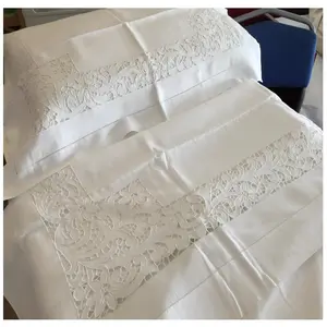 Ensembles de literie de broderie ensemble de draps de lit blancs taies d'oreiller de broderie