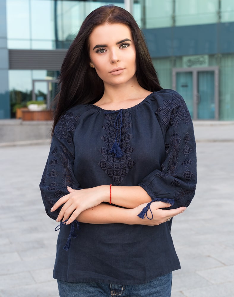 Encuentre el mejor fabricante de blusas sencillas y bonitas y blusas  sencillas y bonitas para el mercado de hablantes de spanish en alibaba.com