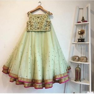 Nouvelle Arrivée - Le Plus Populaire : Lehenga Choli Moderne en Coton et Soie pour Fêtes et Mariages, Multicolore avec Bordure Dorée, Vêtement Ethnique Exclusif - Product Image 2
