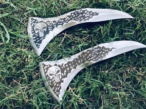 หัวขวานทอมฮอว์กแบบสั่งทำขายส่ง งานแฮนด์เมด คุณภาพอุตสาหกรรม เหล็กกล้าคาร์บอนสูง ด้ามไม้ฮิคโครี่ สำหรับเอาตัวรอด ป้องกันตัว และกิจกรรมกลางแจ้ง - Product Image 3