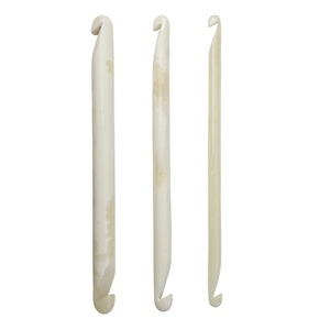 Bone <b>Crochet</b> <b>Hook</b> - Product Image 1