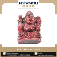 Idole de Hanuman Ji assise sculptée en pierre de rubis, bijoux au prix d'usine, 83,35 carats, rouge-rose, sur mesure