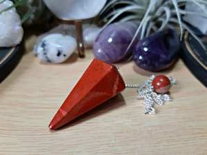 Pendule de guérison naturelle en jaspe rouge de qualité supérieure pour la guérison Reiki disponible au meilleur prix de l'Inde - Product Image 5