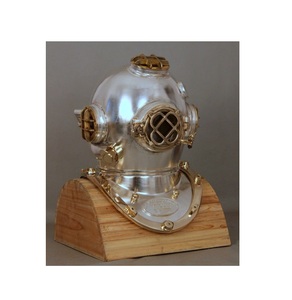 Cổ Biển Lặn Thợ Lặn Đánh Dấu IV & V Mũ Bảo Hiểm Biển Scuba Với Đứng Trong Giá Rẻ - Product Image 1