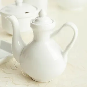 OEM Hot Selling Reusable White Porcelain Sauce teapot with Lid for Hotels and Restaurant Dinnerware from Viet Nam